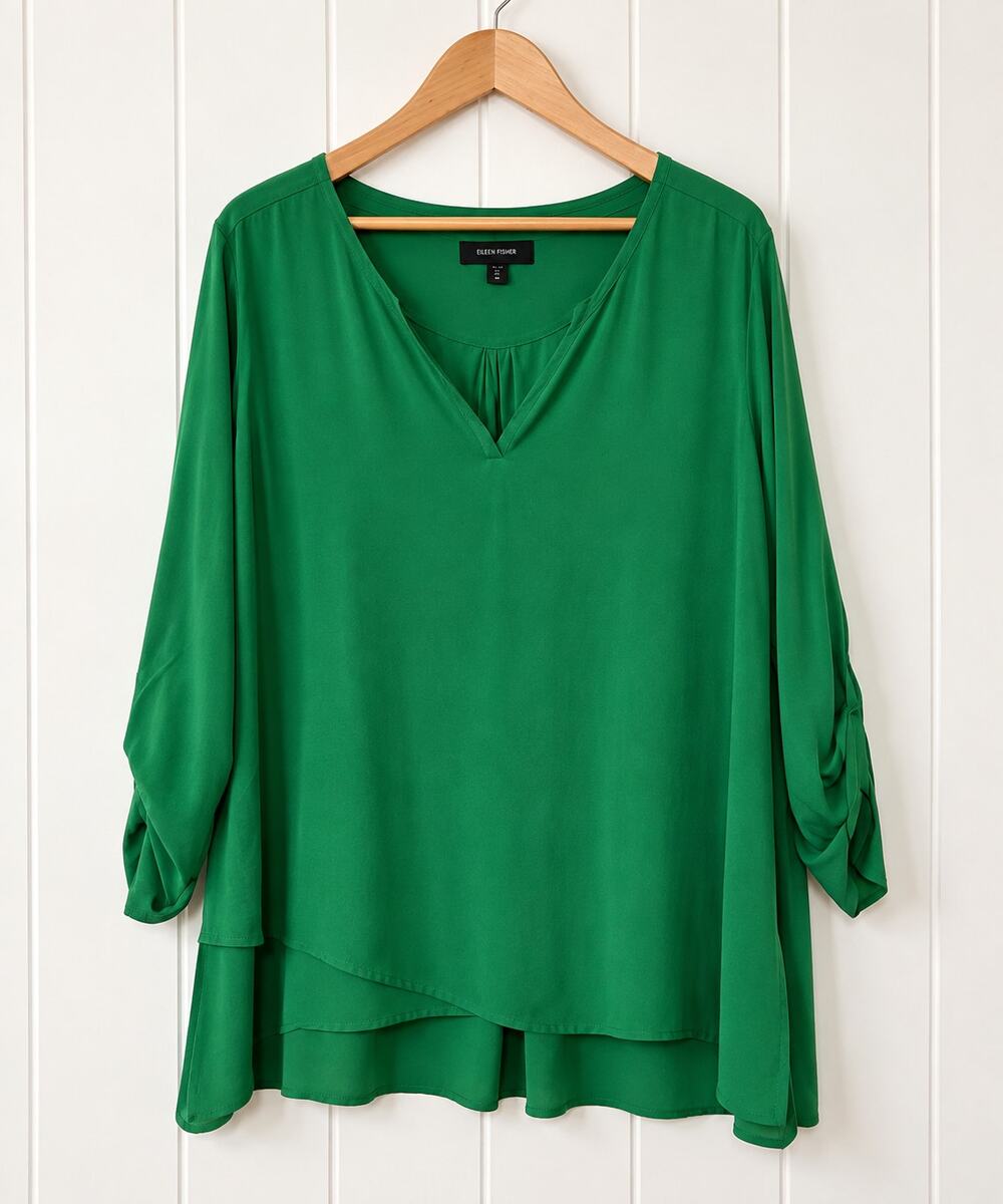 Karen Kane Top Womens 3X Green Ruched Sleeve V Neck Made in USA Plus Size